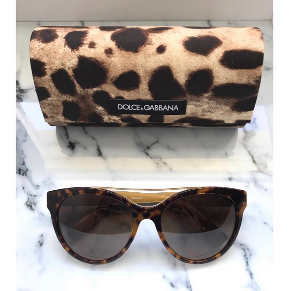 DOLCE GABANNA AVIATOR SUNGLASSES